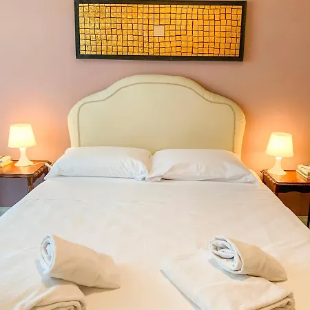 Luminoso A Due Passi Da Piazza Bologna Apartment